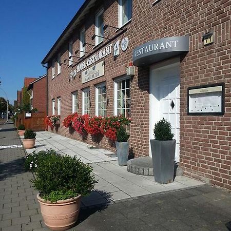 Hotel Zur Dicken Eiche Munster  Zewnętrze zdjęcie
