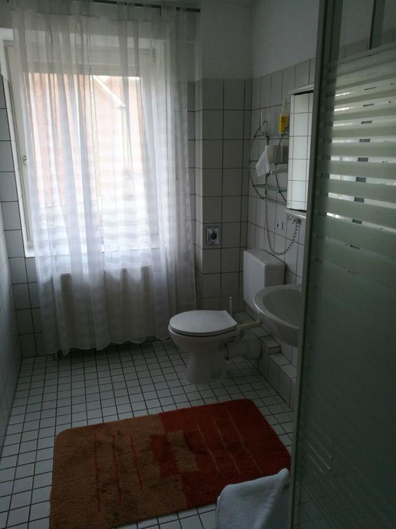 Hotel Zur Dicken Eiche Munster  Zewnętrze zdjęcie